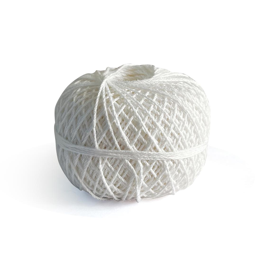 White Color 3 Ply Crochet Thread Cotton Yarn for Knitting & Craft Making