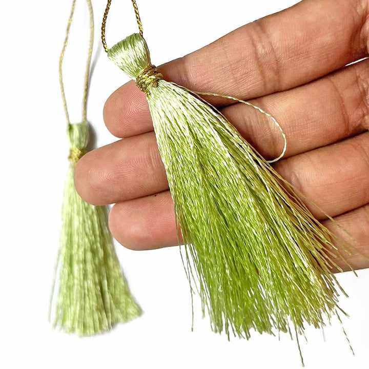 Pista Green Tassels Pack Of 5